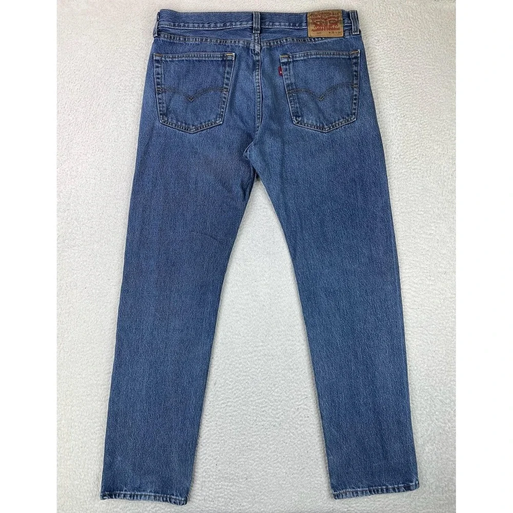 Levis 505 Mens 36x34 Blue Regular Straight 100% Cotton Denim Jeans Med Wash